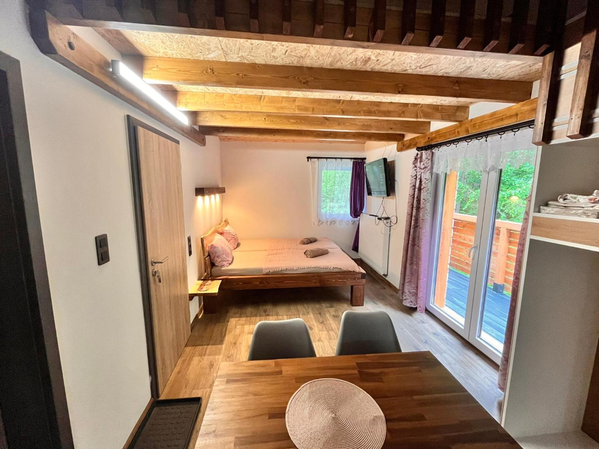 Chata Pod Houbovym Vrchem 2 Horní Planá Exteriér fotografie